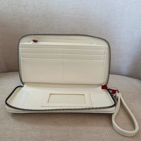 Betsey Johnson White and Black Newspaper wristlet wallet - Picture 7 of 10